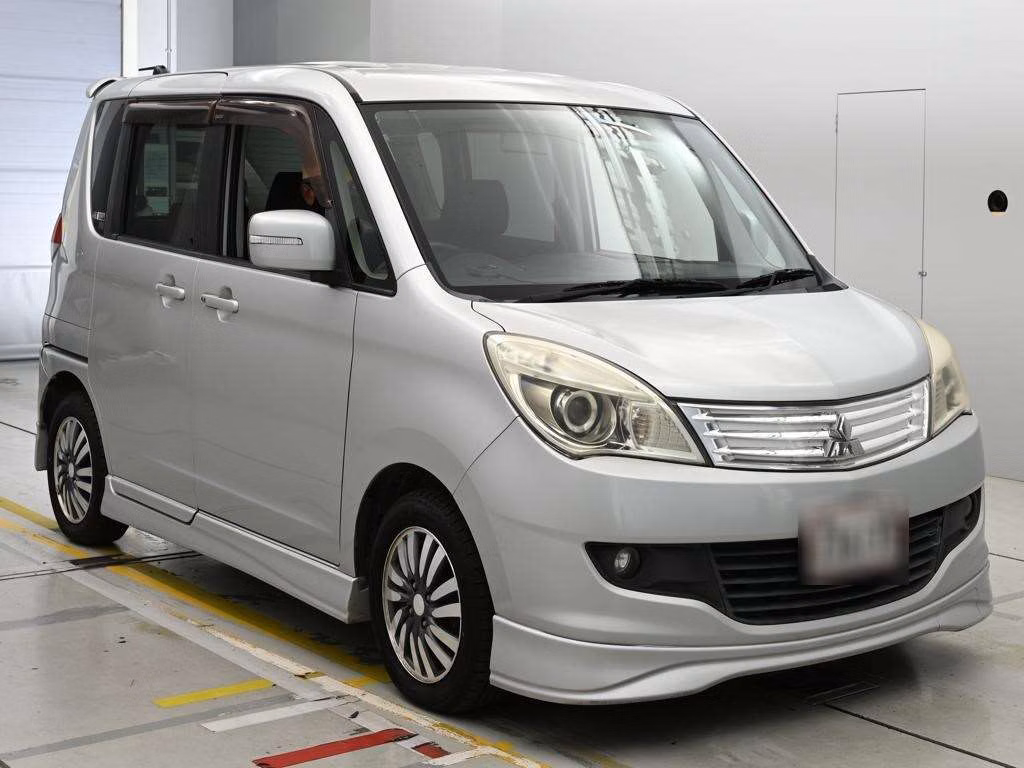 MITSUBISHI DELICA D:2