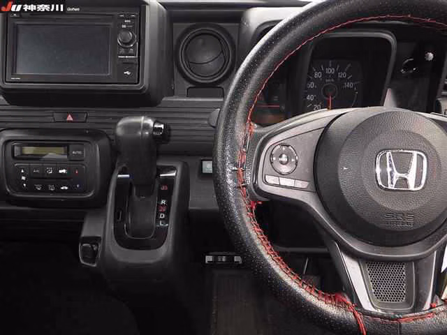 HONDA N-VAN