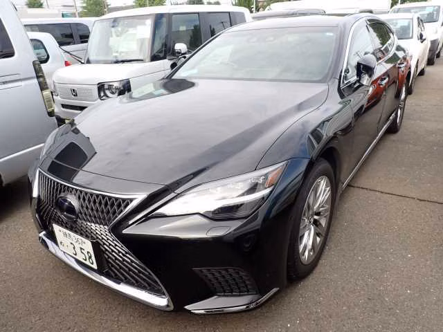 Lexus LS500h