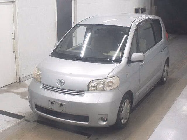 TOYOTA PORTE
