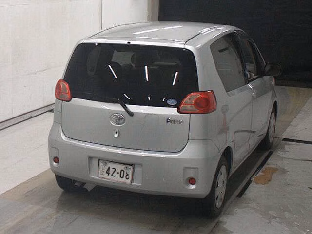 TOYOTA PORTE