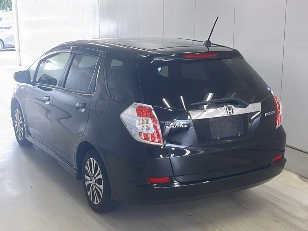 HONDA FIT SHUTTLE