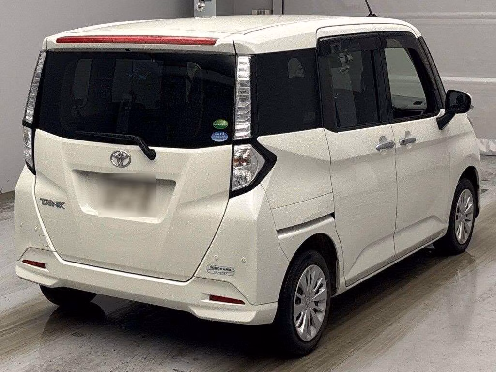 TOYOTA TANK