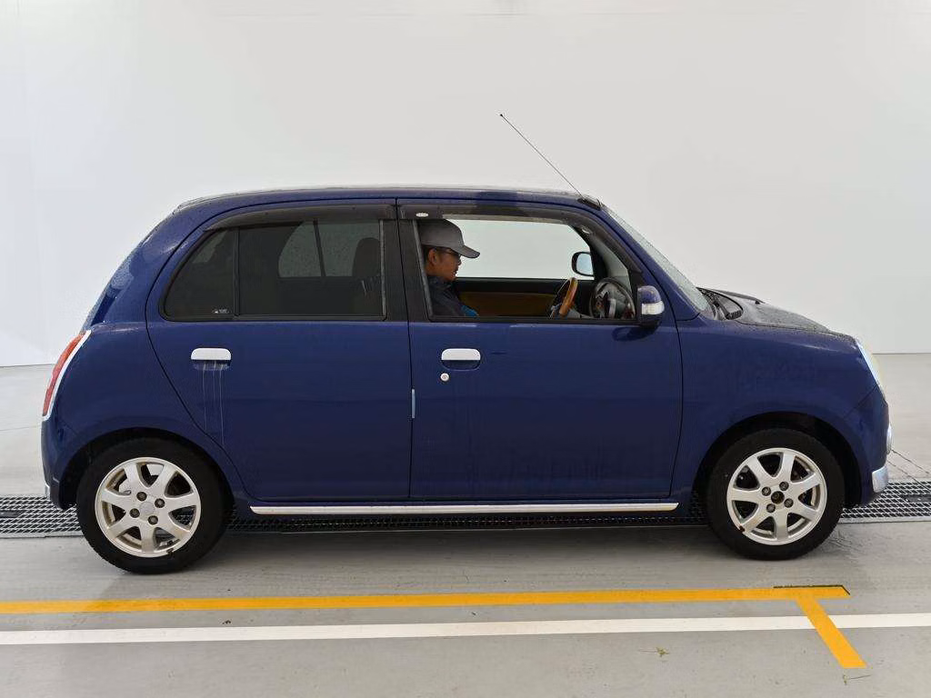 DAIHATSU MIRA GINO
