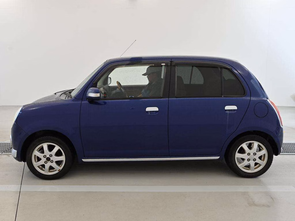 DAIHATSU MIRA GINO