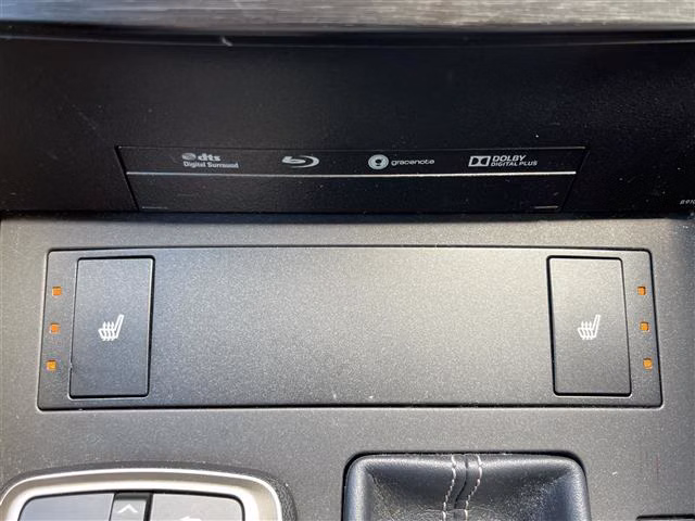 Lexus IS300h