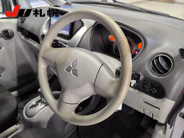 MITSUBISHI I
