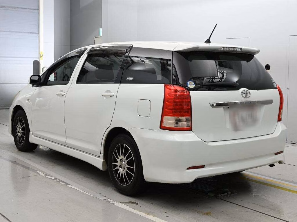 TOYOTA WISH