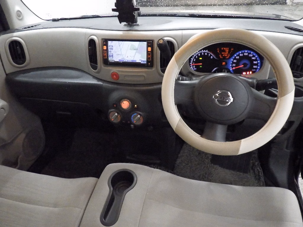 NISSAN CUBE