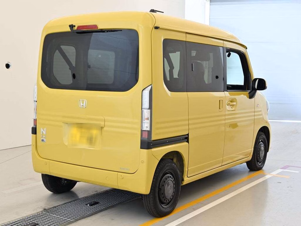 HONDA N-VAN