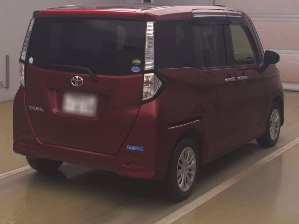 TOYOTA TANK