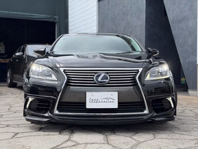 Lexus LS600h