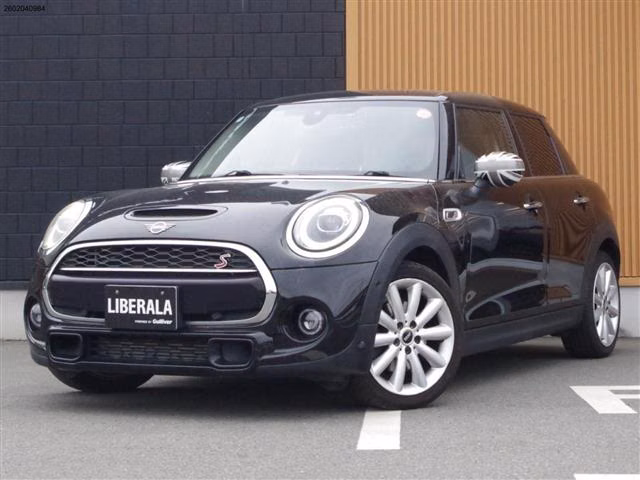 MINI HATCH