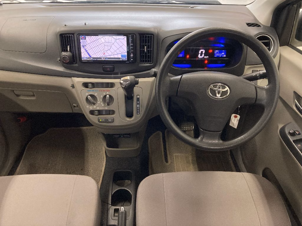 TOYOTA PIXIS EPOCH