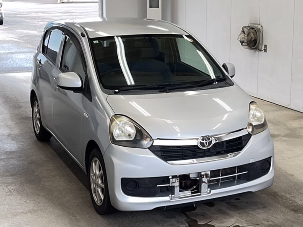 TOYOTA PIXIS EPOCH