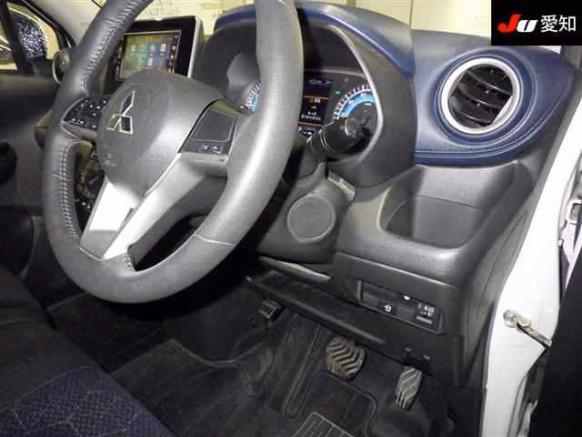 MITSUBISHI EK X