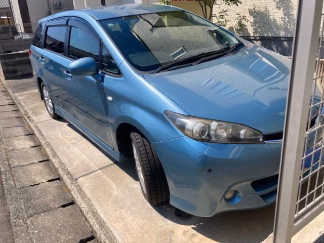 TOYOTA WISH