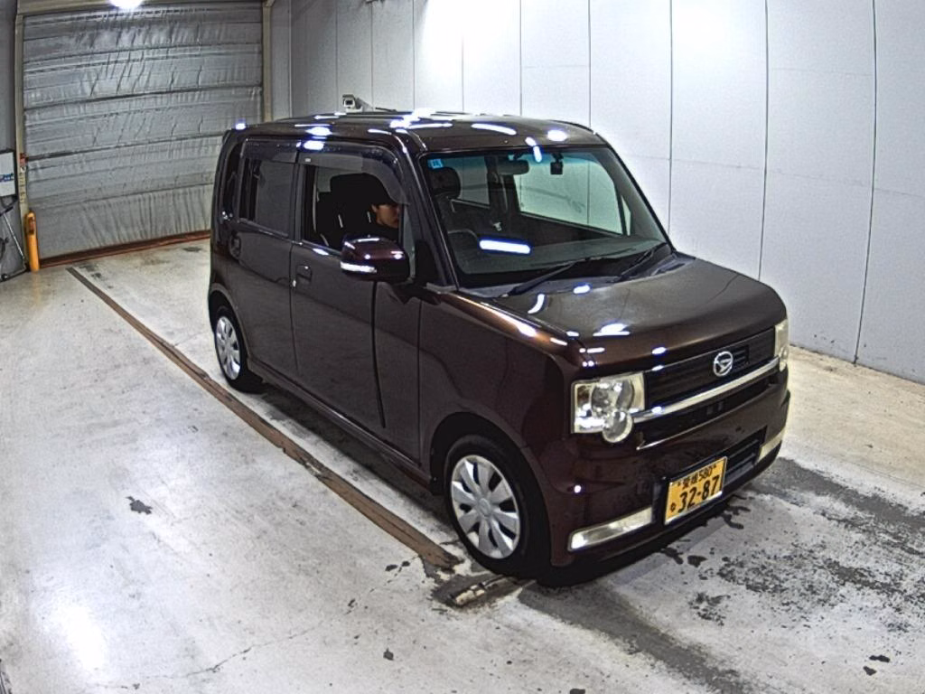 DAIHATSU MOVE CONTE