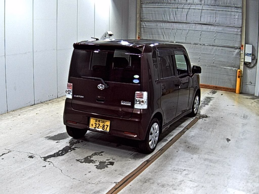 DAIHATSU MOVE CONTE