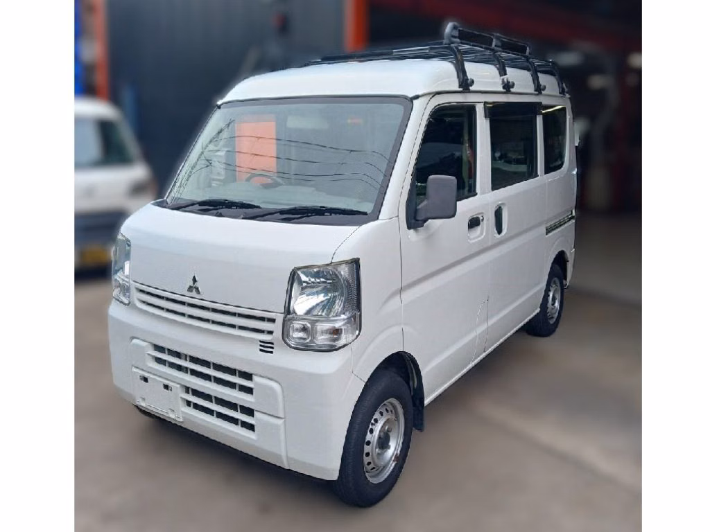MITSUBISHI MINICAB