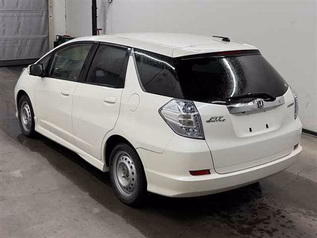 HONDA FIT SHUTTLE
