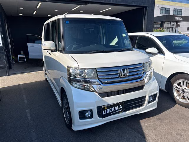 HONDA N-BOX