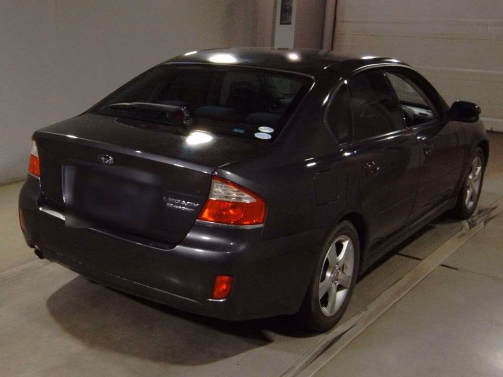 SUBARU LEGACY B4