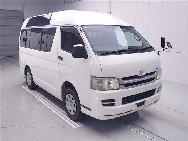 TOYOTA REGIUS ACE