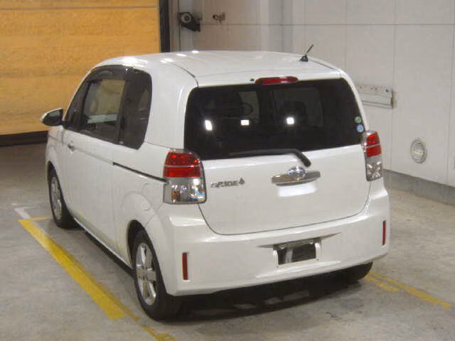 TOYOTA SPADE