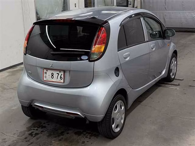 MITSUBISHI I
