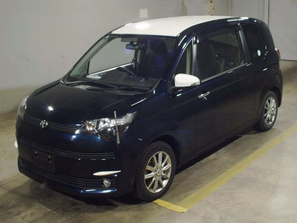 TOYOTA SPADE