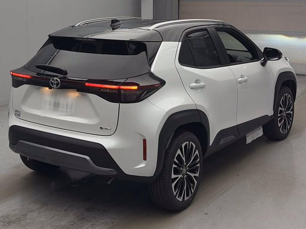 TOYOTA YARIS CROSS