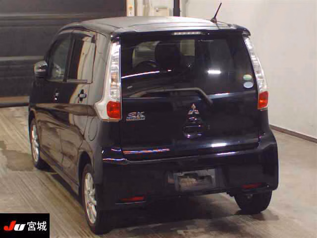 MITSUBISHI EK CUSTOM