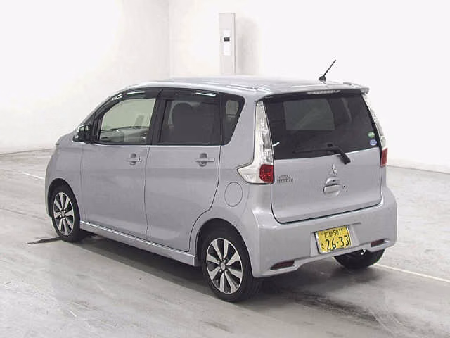 MITSUBISHI EK CUSTOM
