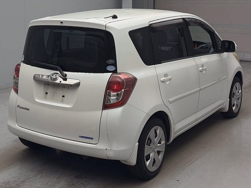 TOYOTA RACTIS