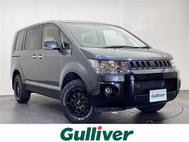 Mitsubishi Delica D:5