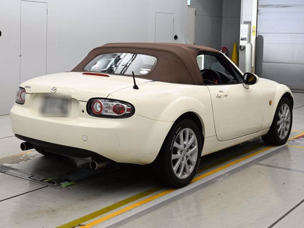 MAZDA ROADSTER