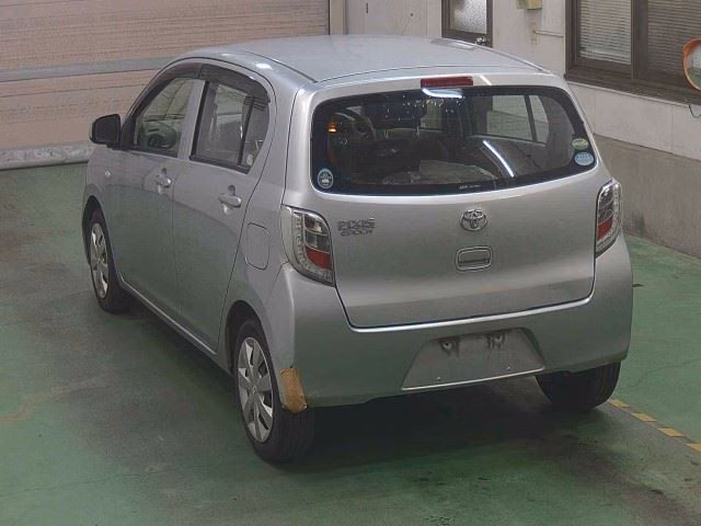 TOYOTA PIXIS EPOCH