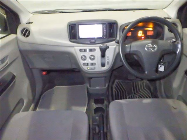 TOYOTA PIXIS EPOCH
