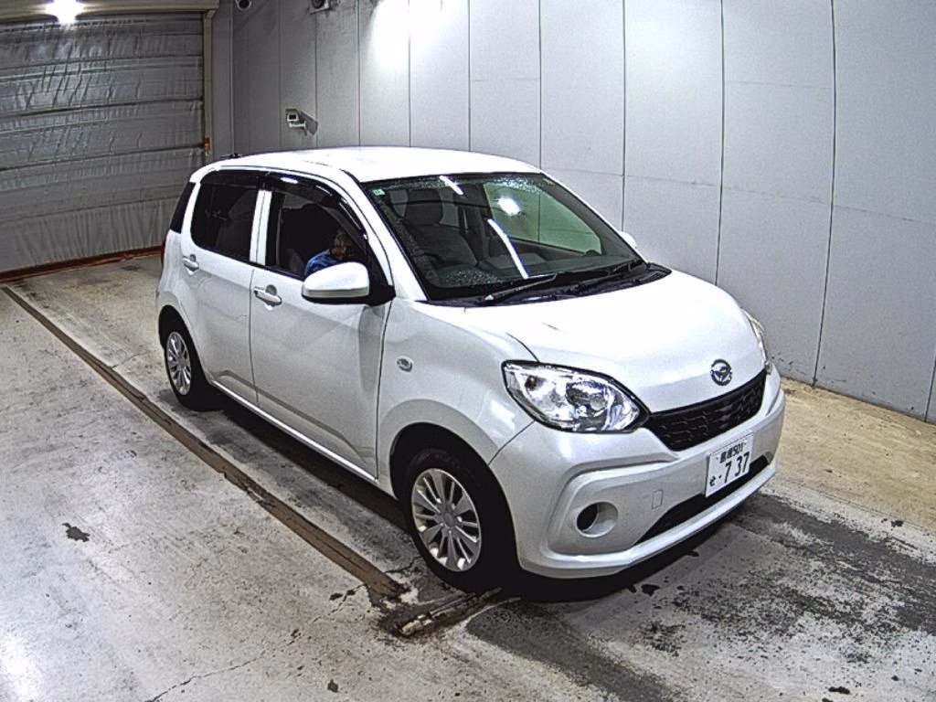 DAIHATSU BOON