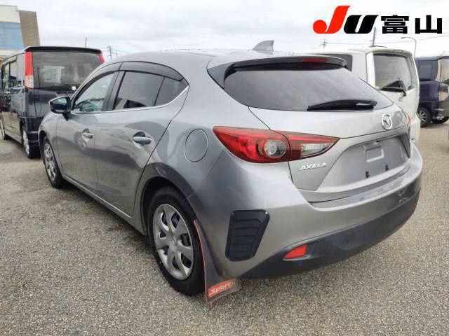 MAZDA AXELA