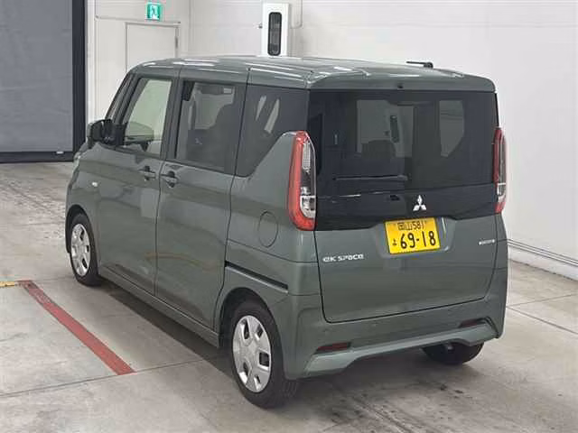 MITSUBISHI EK SPACE