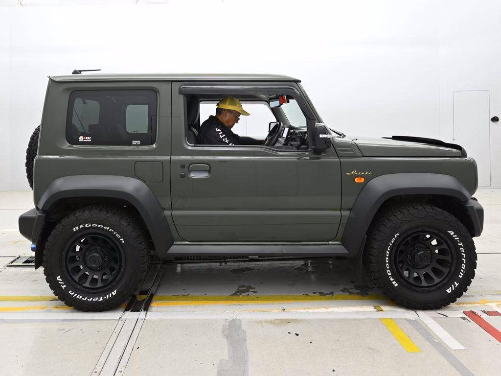 SUZUKI JIMNY SIERRA
