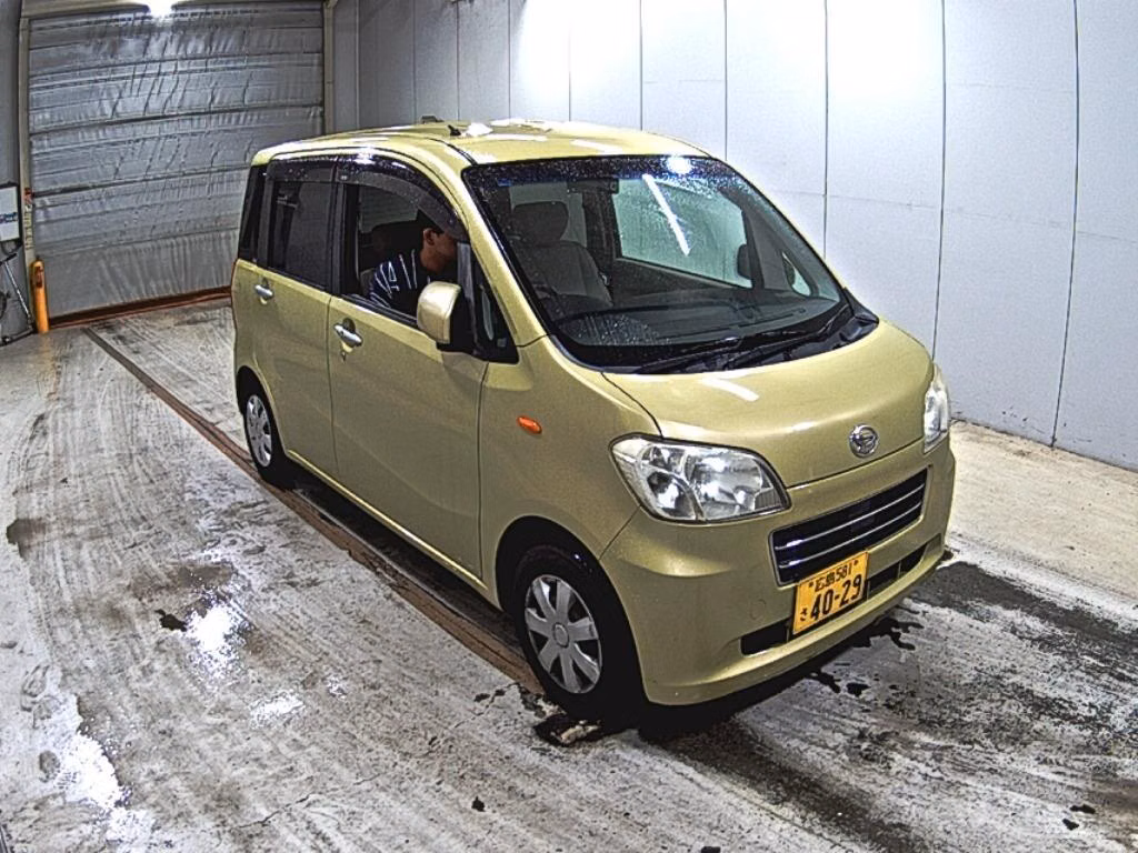 DAIHATSU TANTO EXE