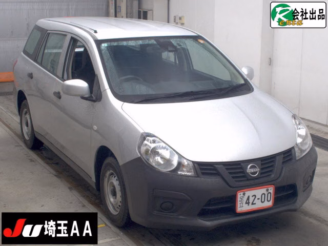 Nissan AD