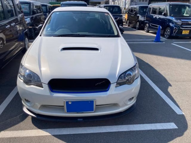 SUBARU LEGACY B4