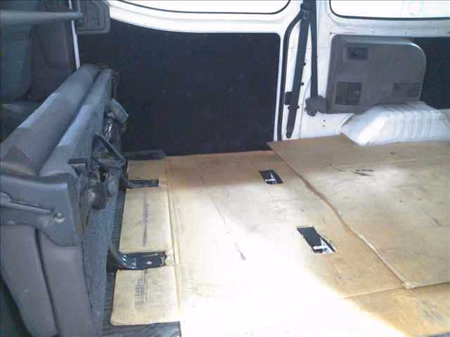 NISSAN NV350 CARAVAN