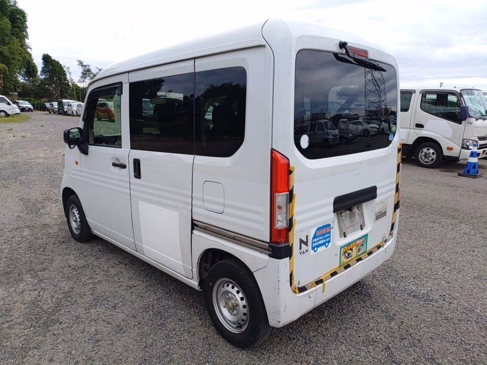 HONDA N-VAN