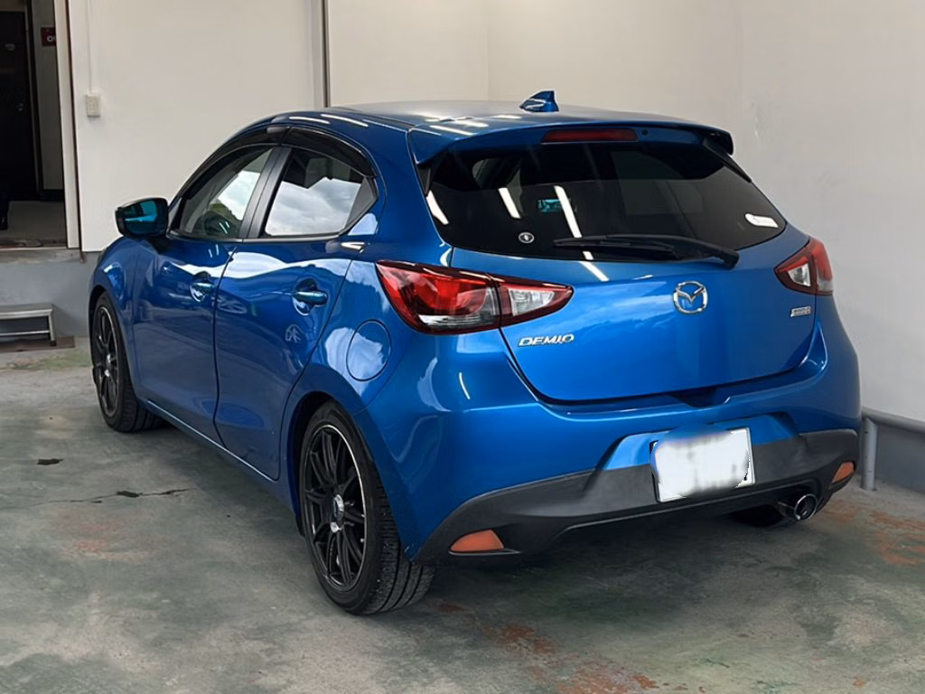MAZDA DEMIO