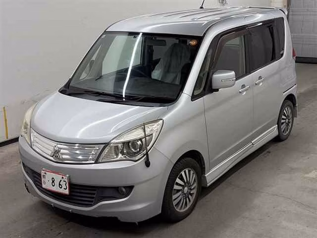 MITSUBISHI DELICA D:2